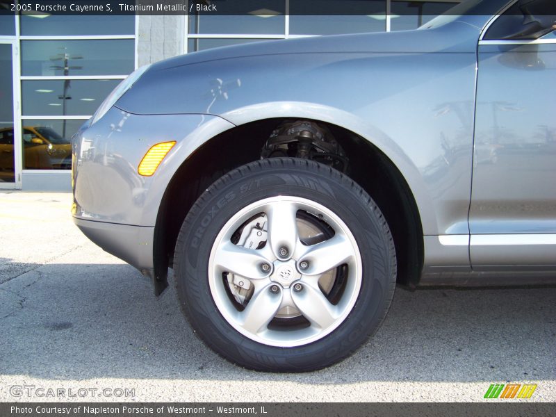 Titanium Metallic / Black 2005 Porsche Cayenne S