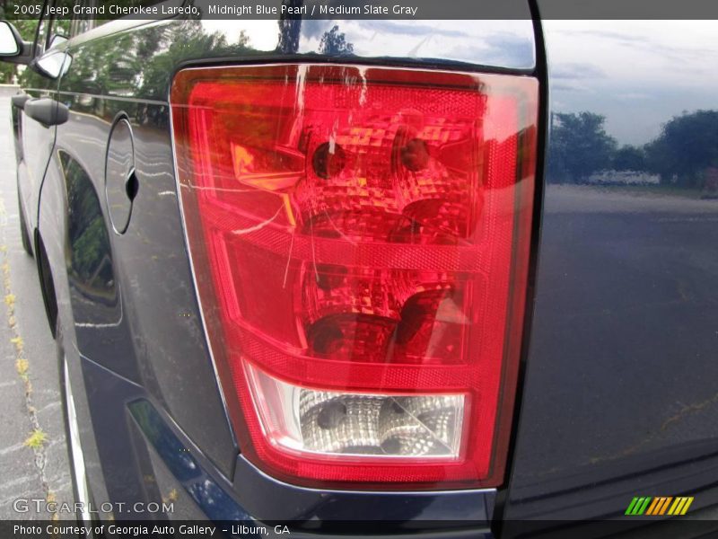 Midnight Blue Pearl / Medium Slate Gray 2005 Jeep Grand Cherokee Laredo