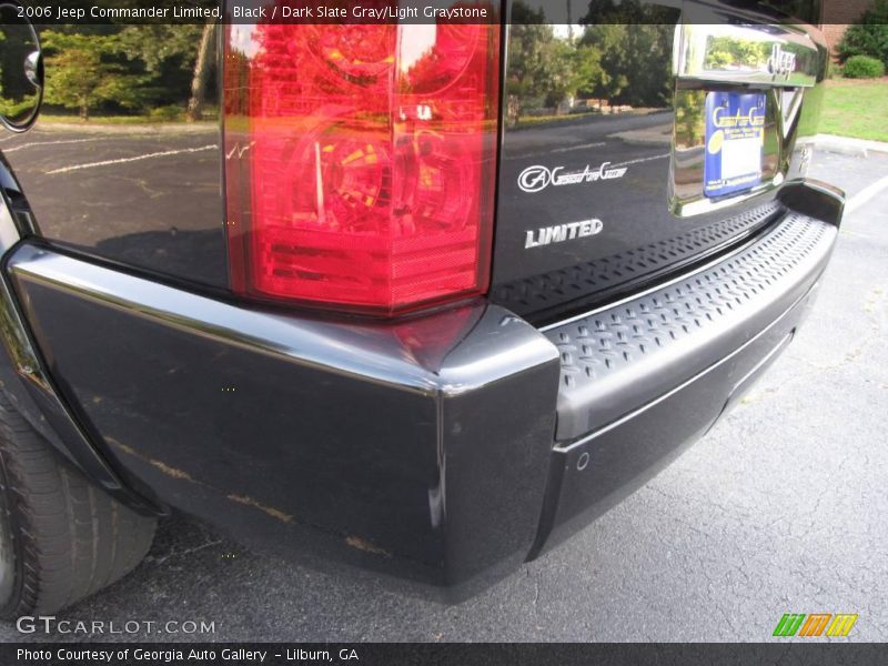 Black / Dark Slate Gray/Light Graystone 2006 Jeep Commander Limited