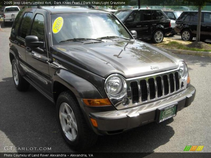 Dark Khaki Pearl / Dark Khaki/Light Graystone 2005 Jeep Liberty Limited 4x4