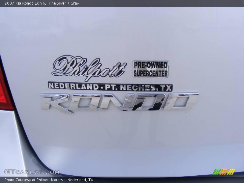 Fine Silver / Gray 2007 Kia Rondo LX V6