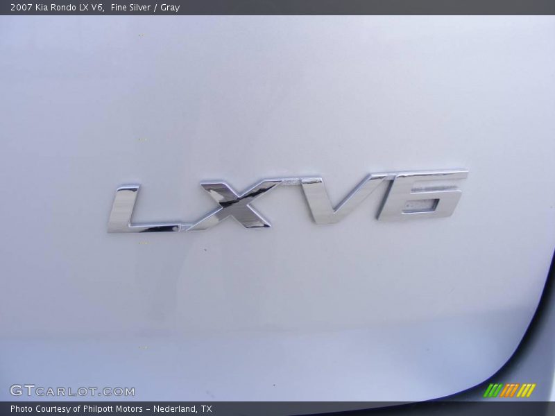 Fine Silver / Gray 2007 Kia Rondo LX V6