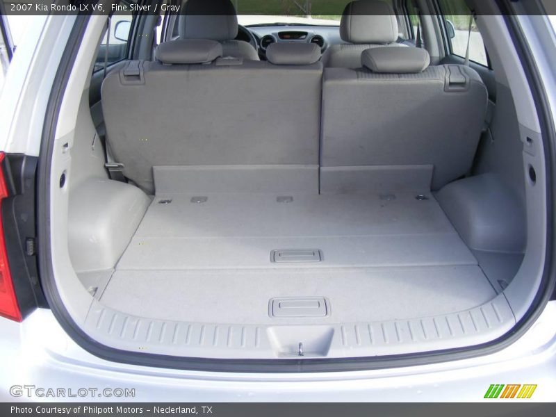 Fine Silver / Gray 2007 Kia Rondo LX V6