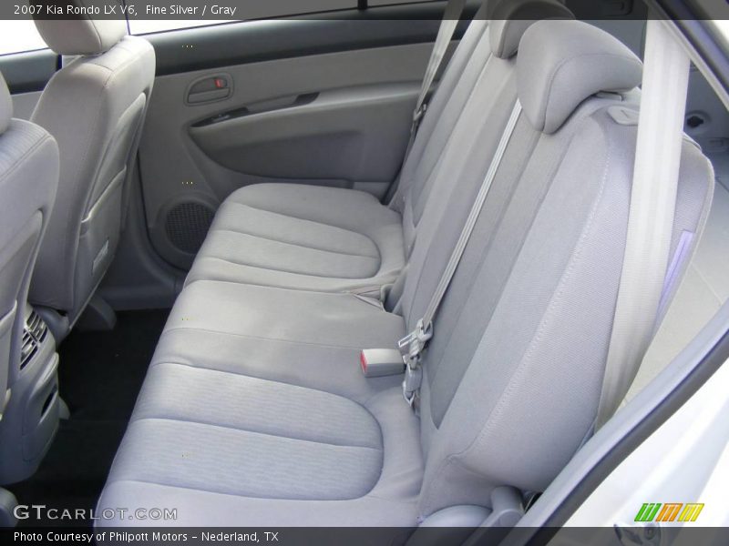 Fine Silver / Gray 2007 Kia Rondo LX V6