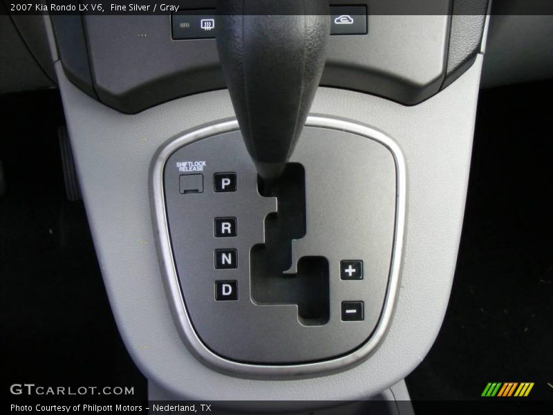 Fine Silver / Gray 2007 Kia Rondo LX V6