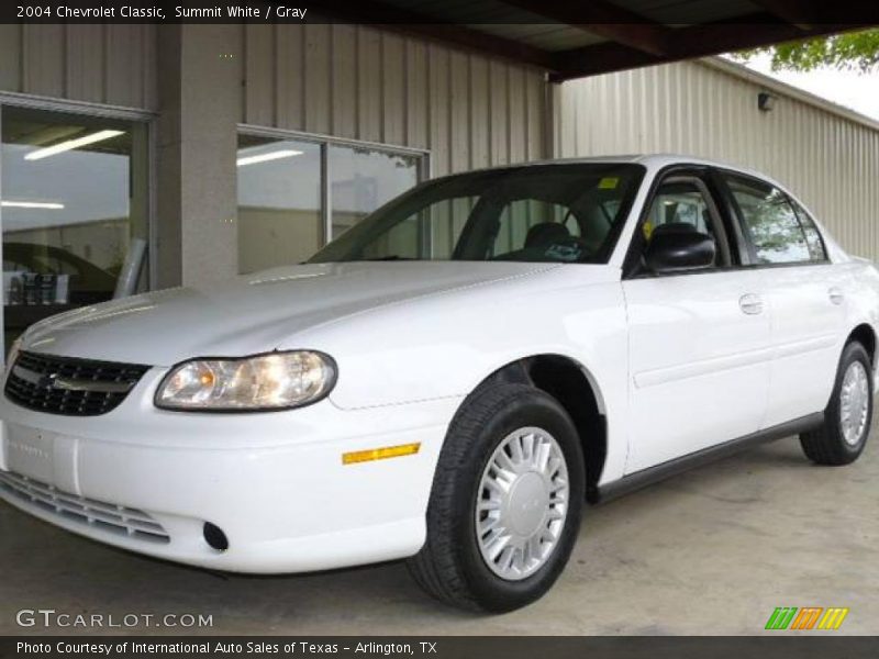 Summit White / Gray 2004 Chevrolet Classic