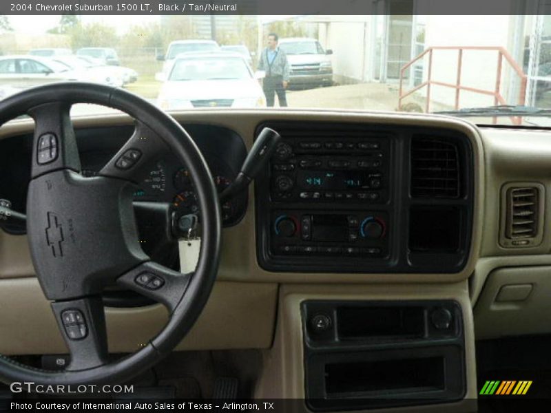 Black / Tan/Neutral 2004 Chevrolet Suburban 1500 LT