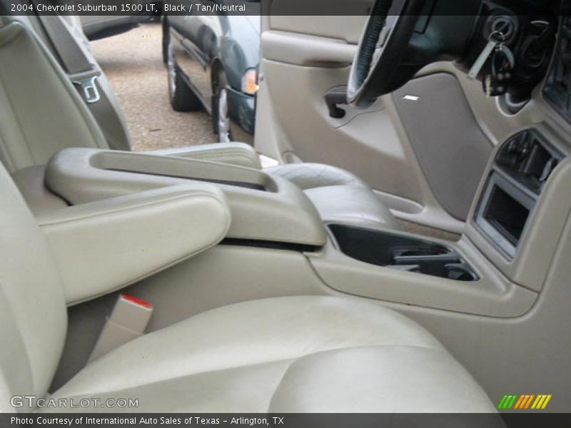 Black / Tan/Neutral 2004 Chevrolet Suburban 1500 LT