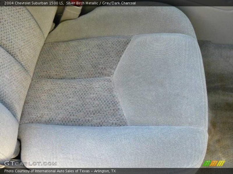 Silver Birch Metallic / Gray/Dark Charcoal 2004 Chevrolet Suburban 1500 LS