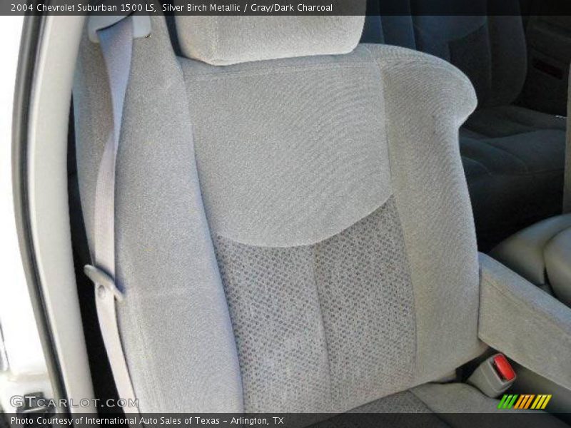Silver Birch Metallic / Gray/Dark Charcoal 2004 Chevrolet Suburban 1500 LS