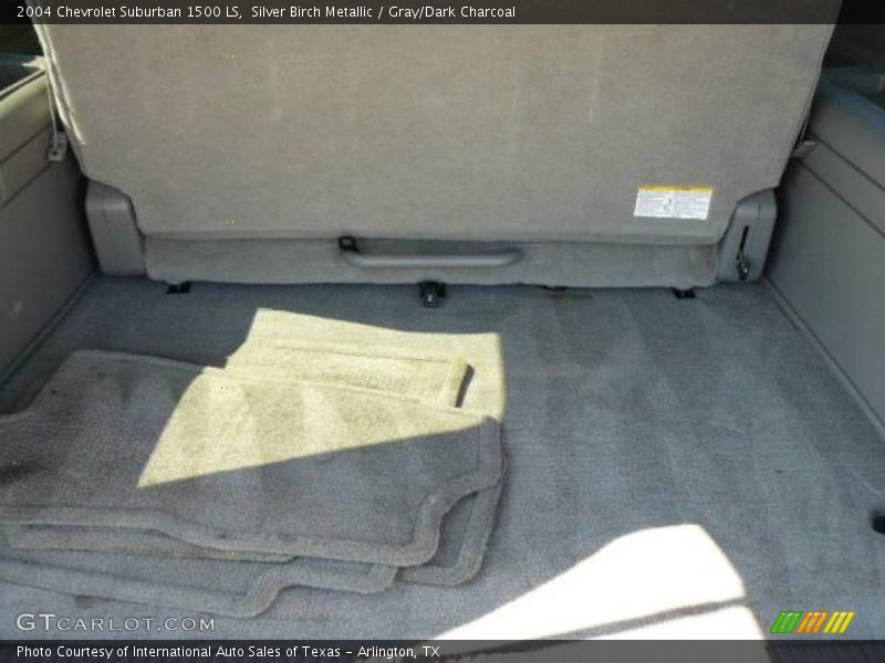 Silver Birch Metallic / Gray/Dark Charcoal 2004 Chevrolet Suburban 1500 LS