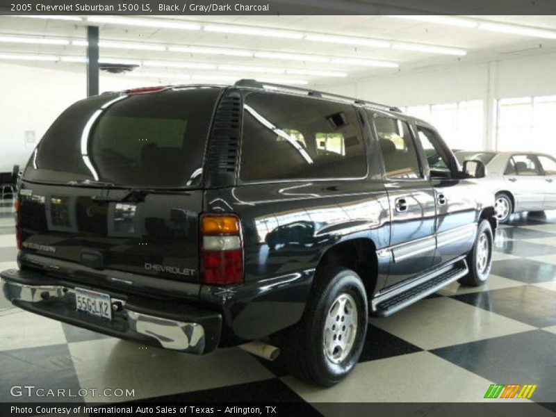 Black / Gray/Dark Charcoal 2005 Chevrolet Suburban 1500 LS