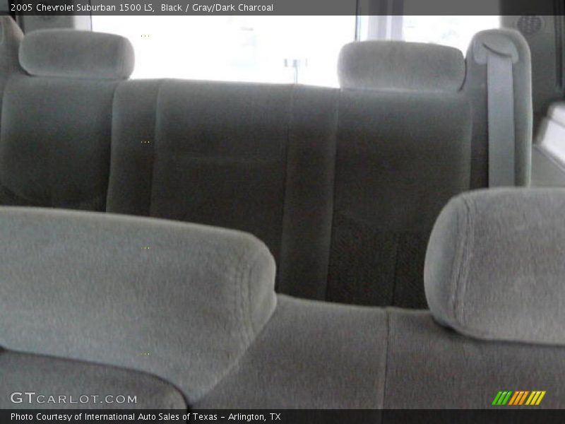Black / Gray/Dark Charcoal 2005 Chevrolet Suburban 1500 LS