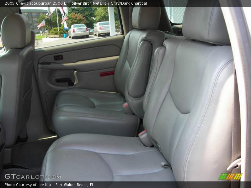 Silver Birch Metallic / Gray/Dark Charcoal 2005 Chevrolet Suburban 2500 LT