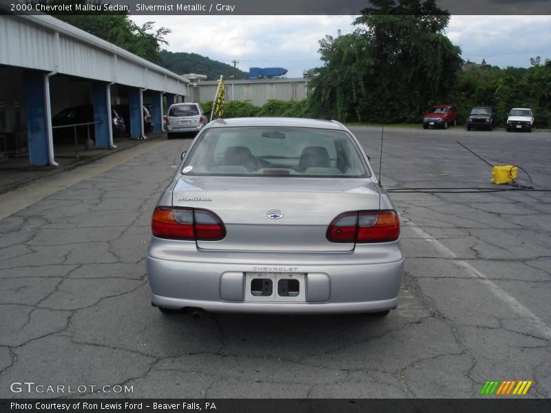 Silvermist Metallic / Gray 2000 Chevrolet Malibu Sedan