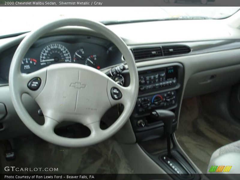 Silvermist Metallic / Gray 2000 Chevrolet Malibu Sedan