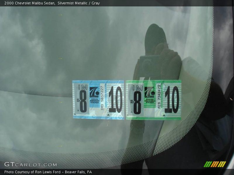 Silvermist Metallic / Gray 2000 Chevrolet Malibu Sedan