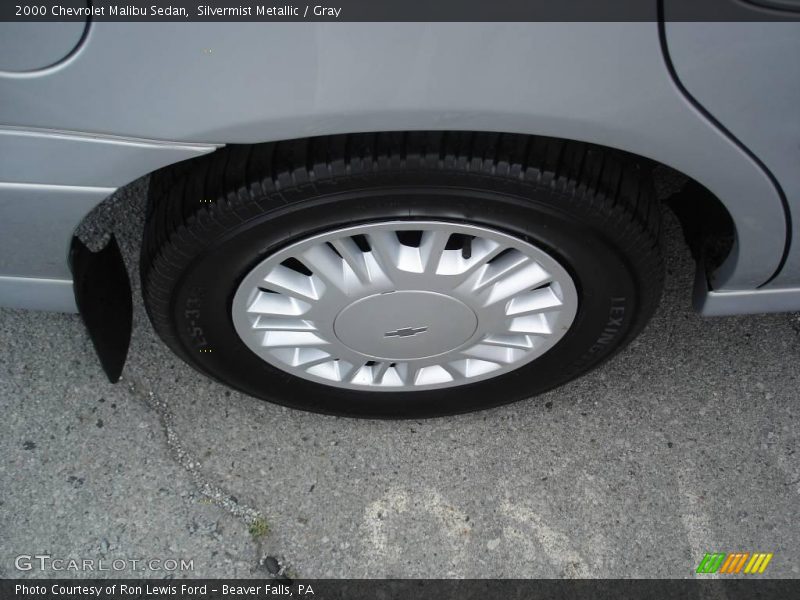 Silvermist Metallic / Gray 2000 Chevrolet Malibu Sedan