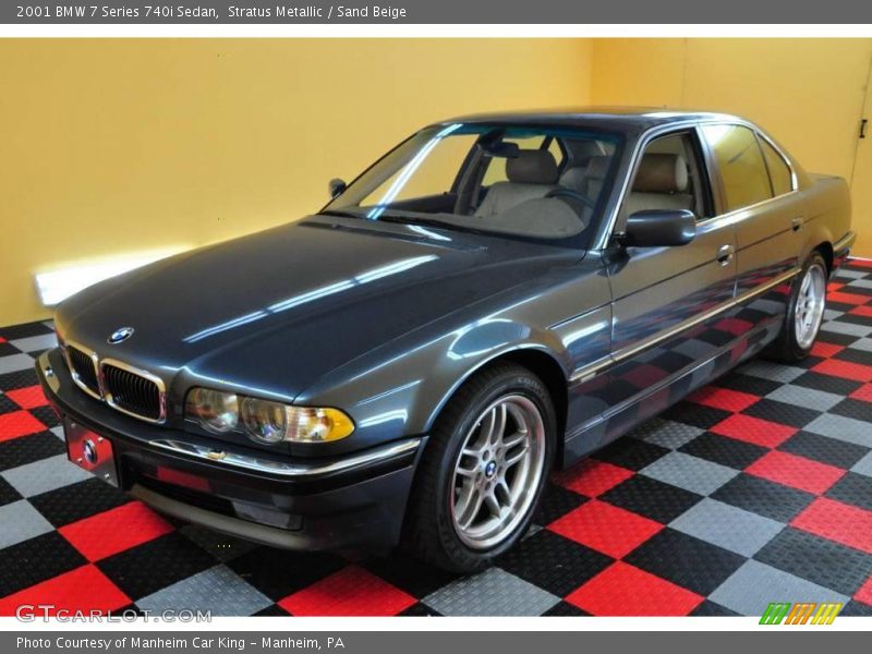 Stratus Metallic / Sand Beige 2001 BMW 7 Series 740i Sedan
