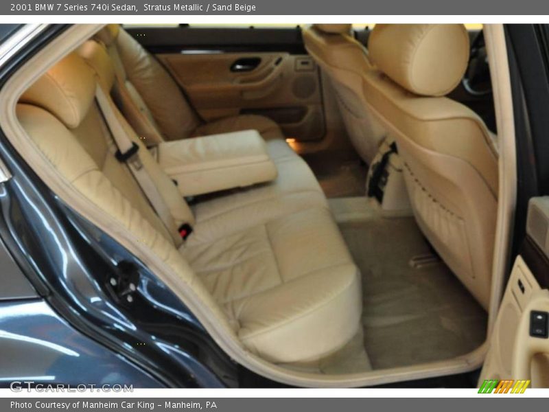 Stratus Metallic / Sand Beige 2001 BMW 7 Series 740i Sedan
