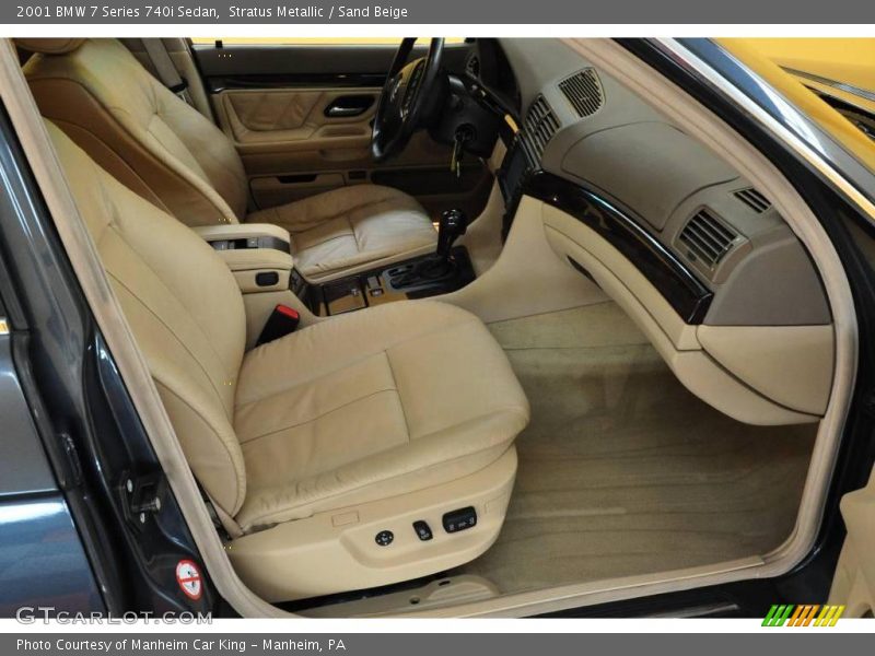 Stratus Metallic / Sand Beige 2001 BMW 7 Series 740i Sedan