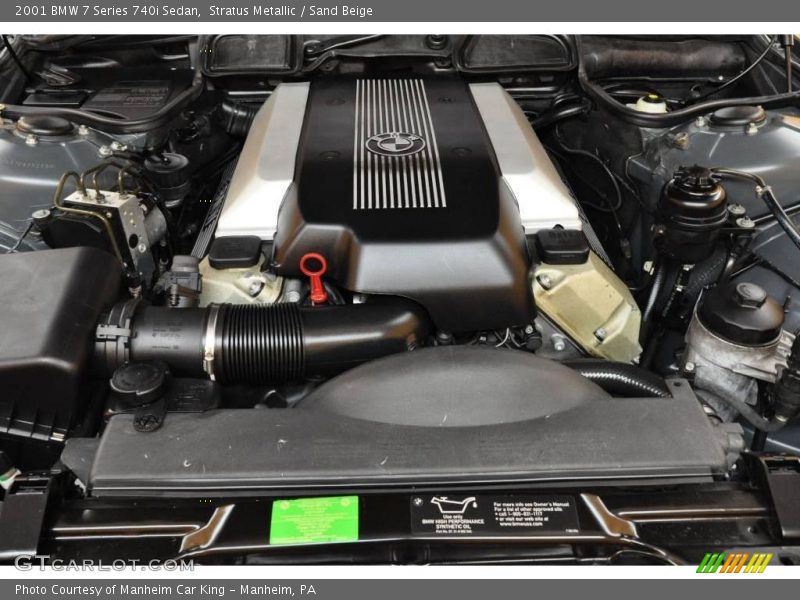 Stratus Metallic / Sand Beige 2001 BMW 7 Series 740i Sedan