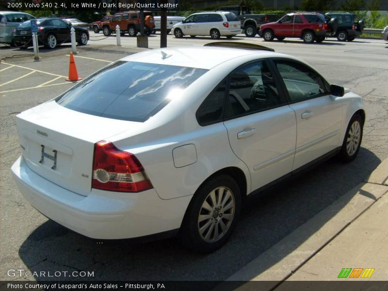 Ice White / Dark Beige/Quartz Leather 2005 Volvo S40 2.4i