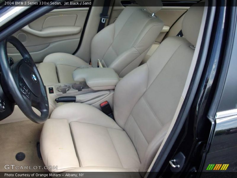 Jet Black / Sand 2004 BMW 3 Series 330xi Sedan