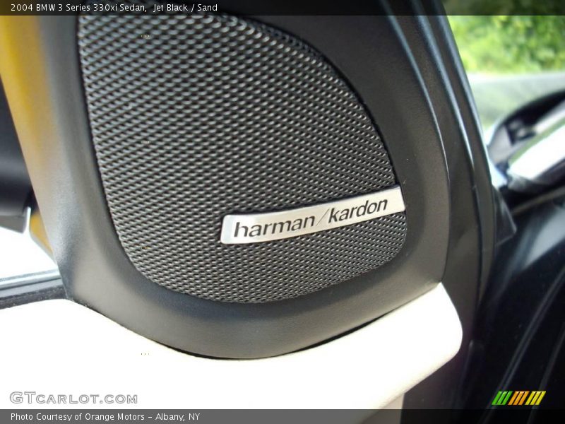 Jet Black / Sand 2004 BMW 3 Series 330xi Sedan