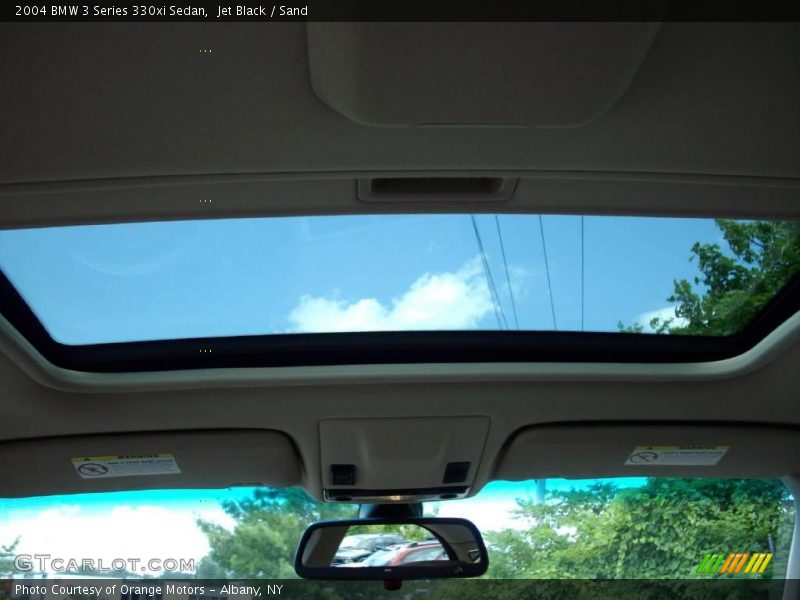 Jet Black / Sand 2004 BMW 3 Series 330xi Sedan
