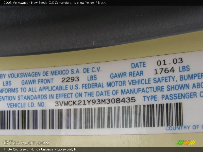 Mellow Yellow / Black 2003 Volkswagen New Beetle GLS Convertible