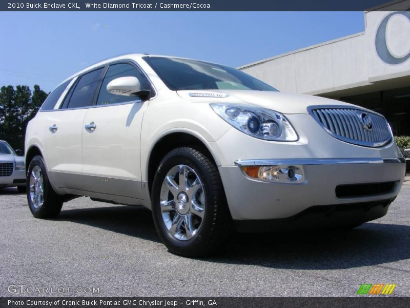 White Diamond Tricoat / Cashmere/Cocoa 2010 Buick Enclave CXL