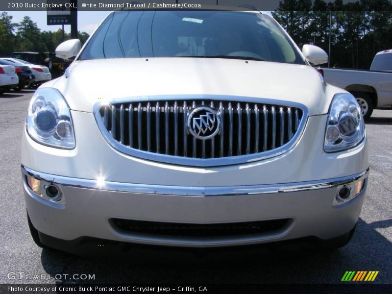 White Diamond Tricoat / Cashmere/Cocoa 2010 Buick Enclave CXL