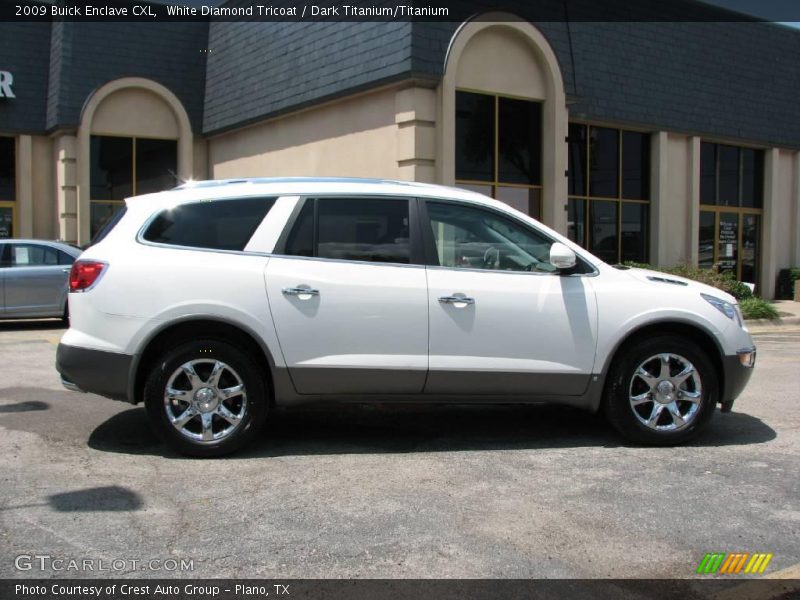 White Diamond Tricoat / Dark Titanium/Titanium 2009 Buick Enclave CXL