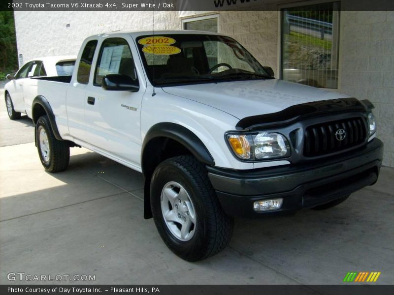 Super White / Oak 2002 Toyota Tacoma V6 Xtracab 4x4
