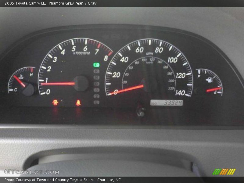 Phantom Gray Pearl / Gray 2005 Toyota Camry LE