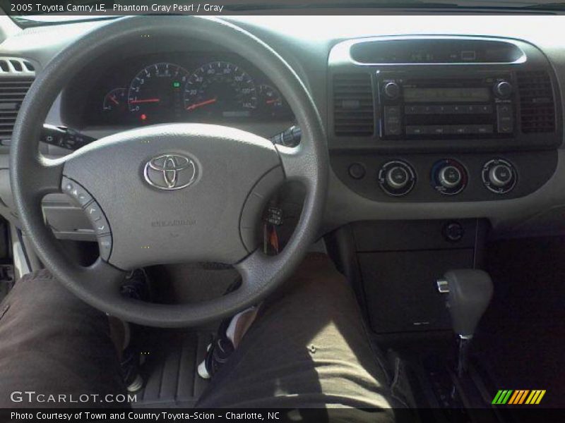Phantom Gray Pearl / Gray 2005 Toyota Camry LE