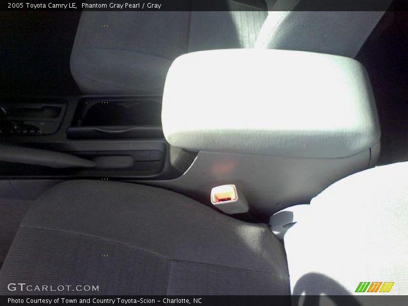 Phantom Gray Pearl / Gray 2005 Toyota Camry LE