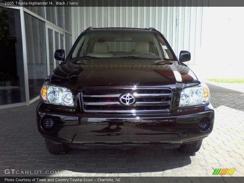 Black / Ivory 2005 Toyota Highlander I4