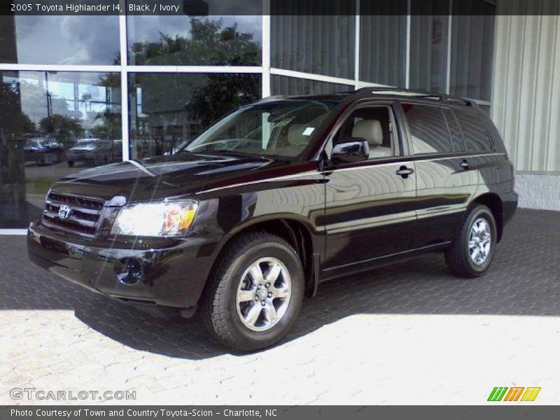 Black / Ivory 2005 Toyota Highlander I4