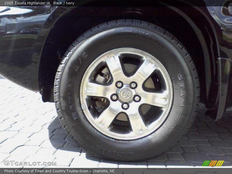Black / Ivory 2005 Toyota Highlander I4