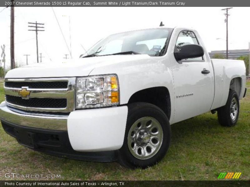 Summit White / Light Titanium/Dark Titanium Gray 2007 Chevrolet Silverado 1500 LS Regular Cab