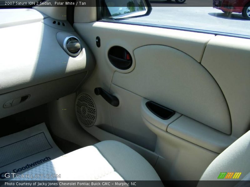 Polar White / Tan 2007 Saturn ION 2 Sedan