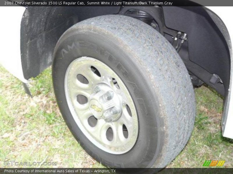 Summit White / Light Titanium/Dark Titanium Gray 2007 Chevrolet Silverado 1500 LS Regular Cab