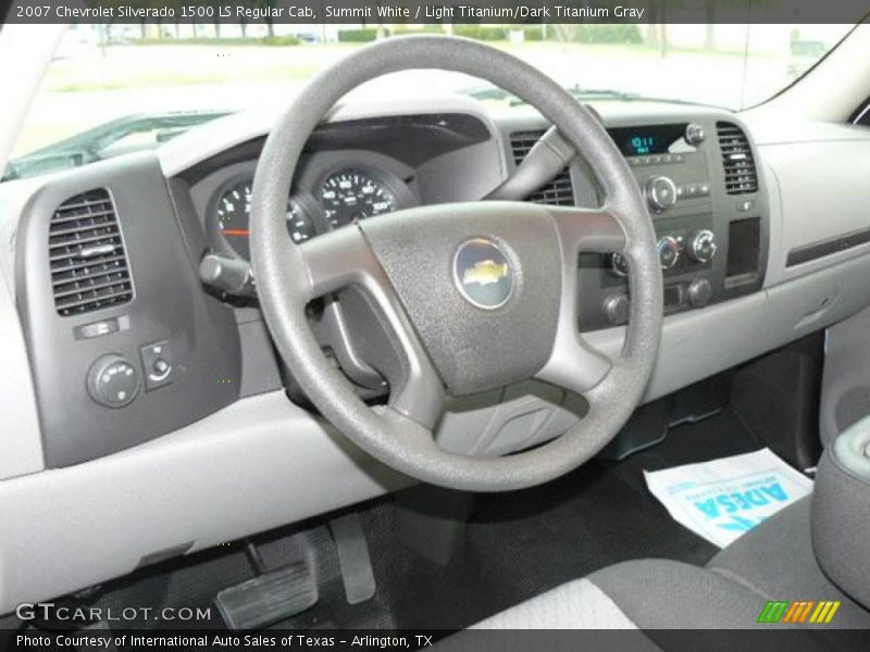 Summit White / Light Titanium/Dark Titanium Gray 2007 Chevrolet Silverado 1500 LS Regular Cab