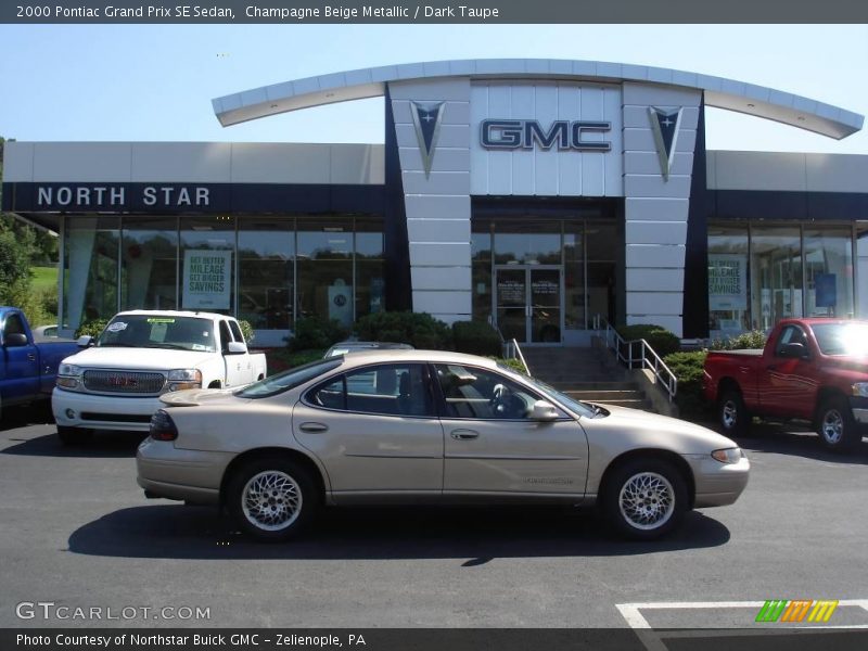 Champagne Beige Metallic / Dark Taupe 2000 Pontiac Grand Prix SE Sedan