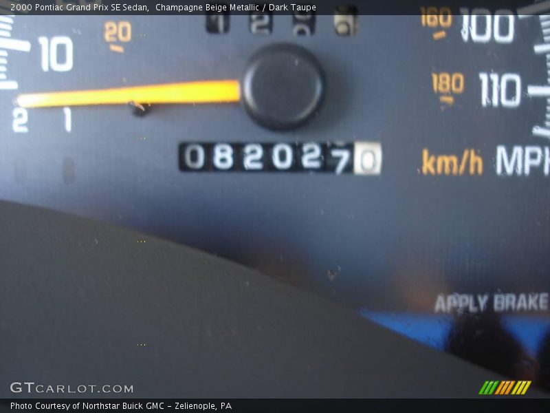 Champagne Beige Metallic / Dark Taupe 2000 Pontiac Grand Prix SE Sedan