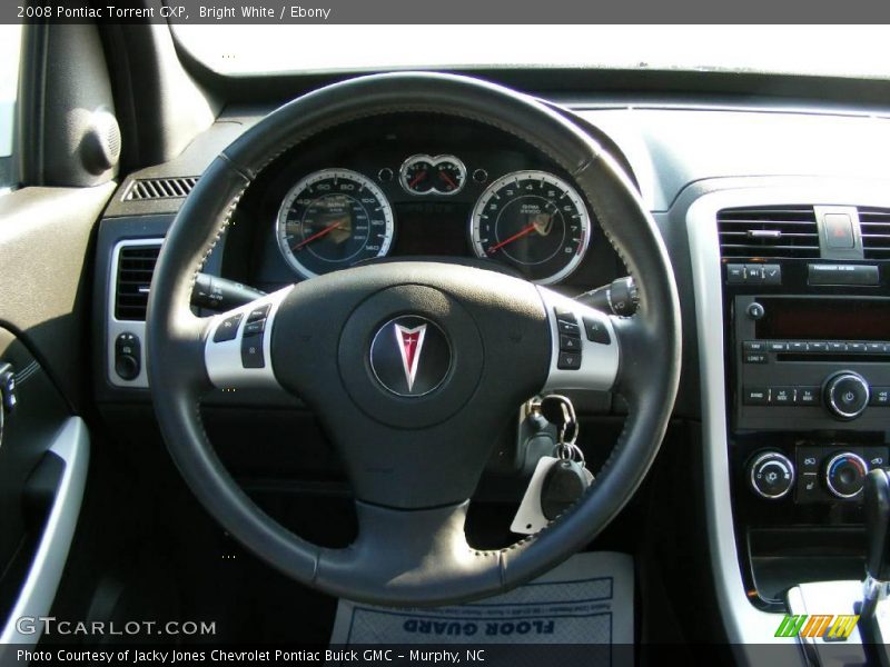 Bright White / Ebony 2008 Pontiac Torrent GXP