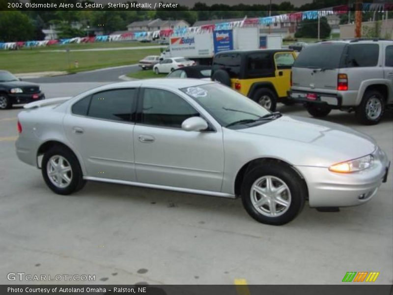 Sterling Metallic / Pewter 2002 Oldsmobile Alero GL Sedan