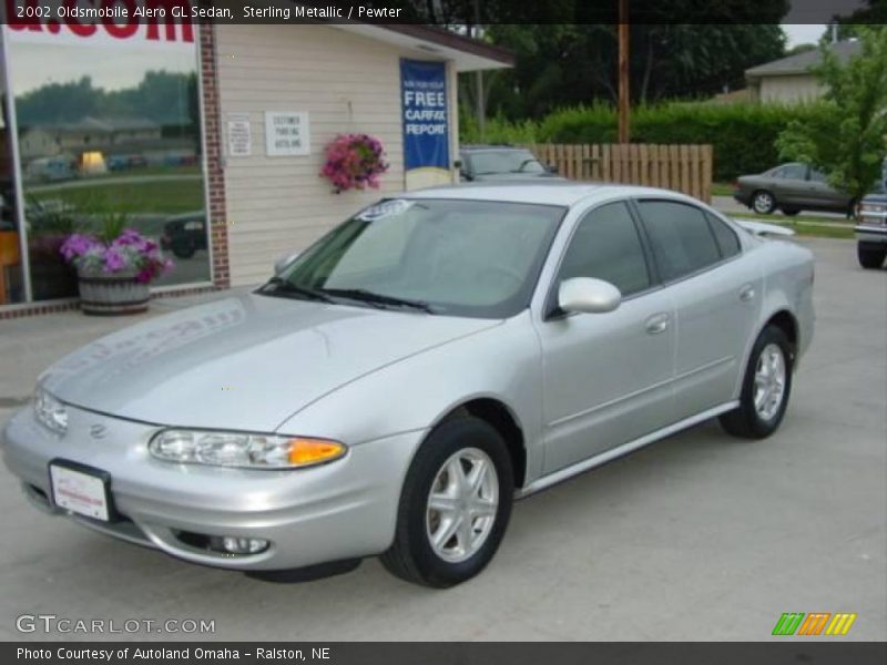 Sterling Metallic / Pewter 2002 Oldsmobile Alero GL Sedan